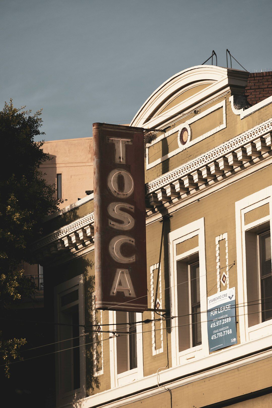 commercial real estate storefront